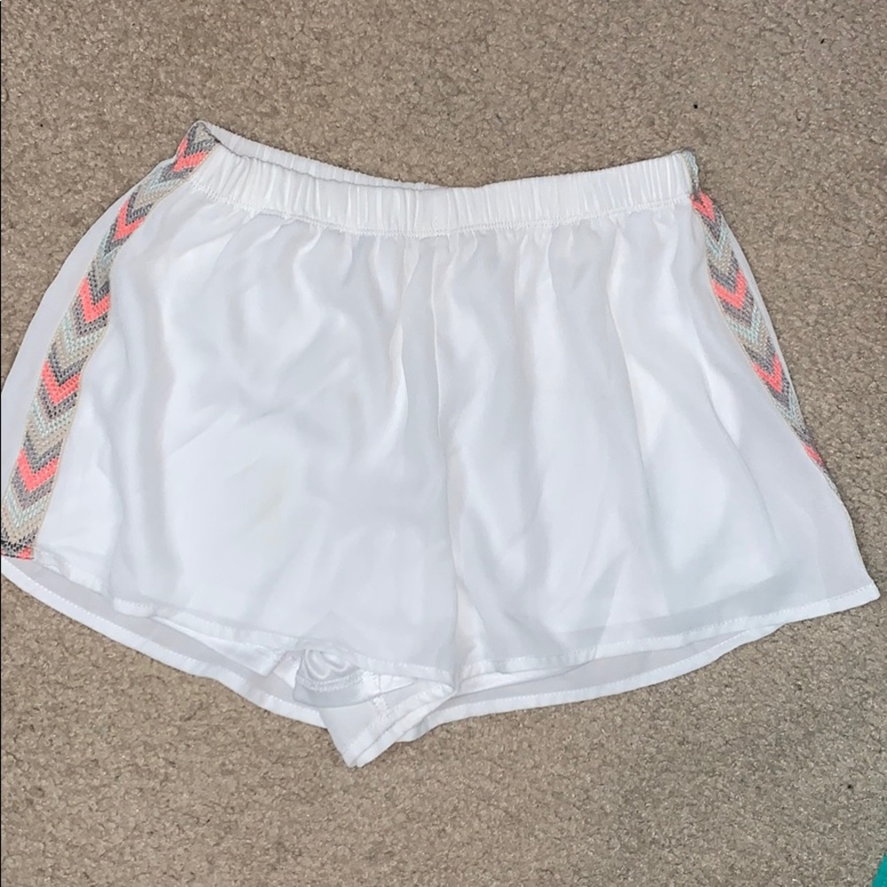 PACSUN LA HEARTS White shorts